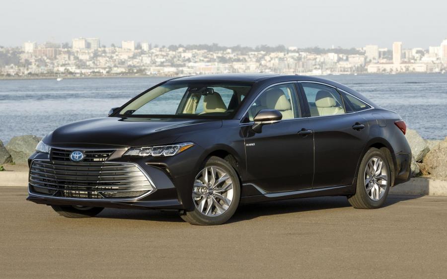 Toyota Avalon Hybrid XLE '2018